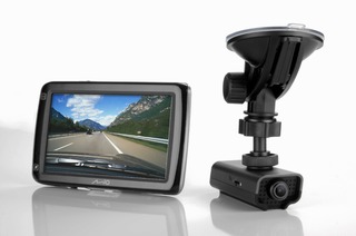 Навигатор автомобильный Mio Cruiser 5160 + Видеорегистратор Mio MiVue 138 угол обзора 120