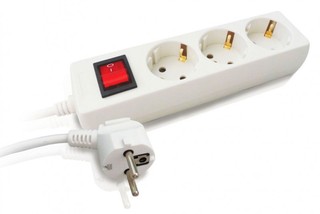 Удлинитель универсальный PC PET 1,8м 3 розетки белый AP02001K-1.8