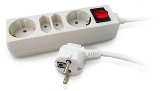Удлинитель универсальный PC PET 1,8м 4 розетки белый AP02009-1.8