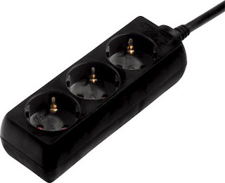 Удлинитель Hama H-47758 сетевой 3 розетки "защита от детей" 1.4м черный