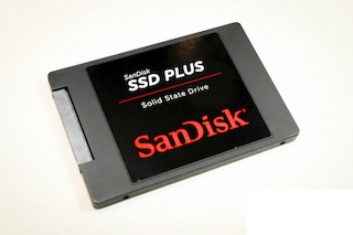 Накопитель SSD SATA III 240Gb Sandisk SDSSDA-240G-G25 SSD PLUS 2.5"