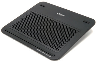 Охлаждающая панель для ноутбука Zalman ZM-NC1500Mini black до 12"  Ultra Quiet NoteBook Cooler (18-23.5дБ, 1100-1500об/мин, 1xUSB, USB питание, Al)